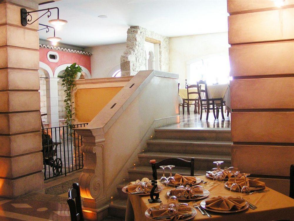 Marchesina Resort Srls Teggiano Екстериор снимка
