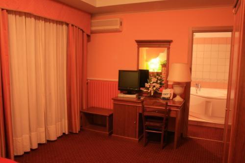 Marchesina Resort Srls Teggiano Стая снимка