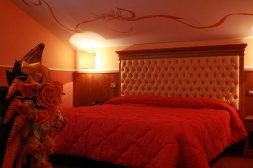 Marchesina Resort Srls Teggiano Стая снимка
